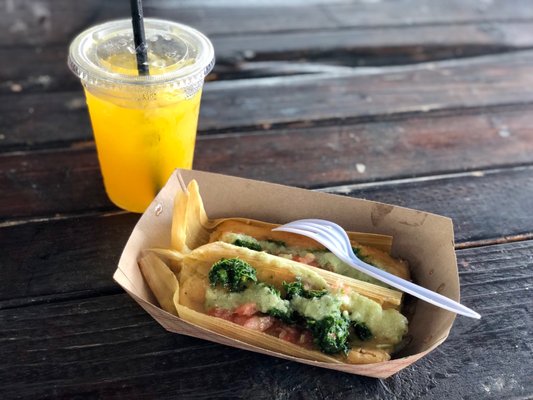 Hilo Farmer's Market by null