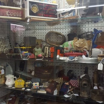 W D Pickers Antique Mall - Antiques Near Me - Platte City, Missouri