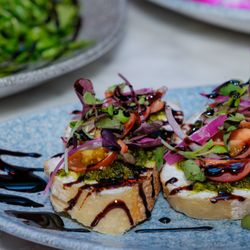 Bonsaii Tapas & Wine Bar