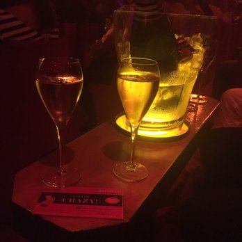 Le Crazy Horse - Cabaret Near Me - Paris, 75 Le Crazy Horse - Cabaret Near Me - Paris, 75