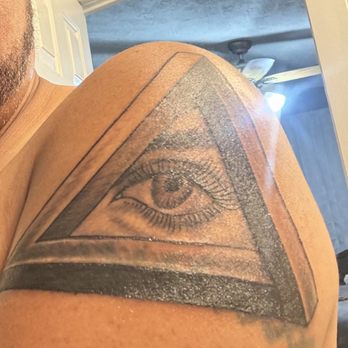 Ink 21 Tattoo - Tattoo artist - Tattoo Near Me - Zion, Illinois Ink 21 Tattoo - Tattoo artist - Tattoo Near Me - Zion, Illinois