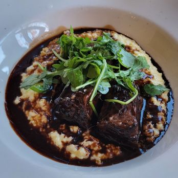 Il Davide - Short ribs with polenta - Italian Near Me - San Rafael, California Il Davide - Short ribs with polenta - Italian Near Me - San Rafael, California