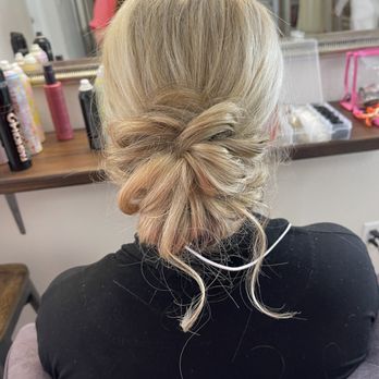 Pick Beauty - Hair Salons Near Me - Bryan, Texas