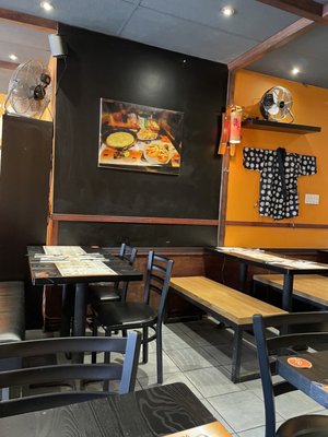 Sumo Ramen by null