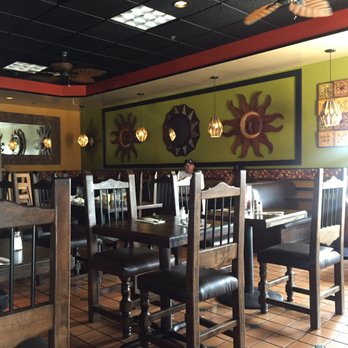 Elvira's Mexican Grill - Cute interior - Mexican Near Me - Upland, California Elvira's Mexican Grill - Cute interior - Mexican Near Me - Upland, California