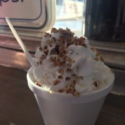Raymonds Dairy Creme - Turtle sundae