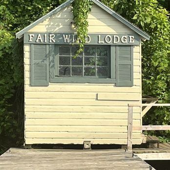 Fair Wind Lodge - Dock - Hotels Near Me - Clayton, New York Fair Wind Lodge - Dock - Hotels Near Me - Clayton, New York