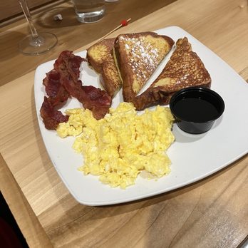 Ten Tavern - French toast combo - American Near Me - Clovis, California Ten Tavern - French toast combo - American Near Me - Clovis, California