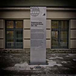 Röntgen-Gedächtnisstätte - Auch auf der Straße wird erinnert (02/2018)