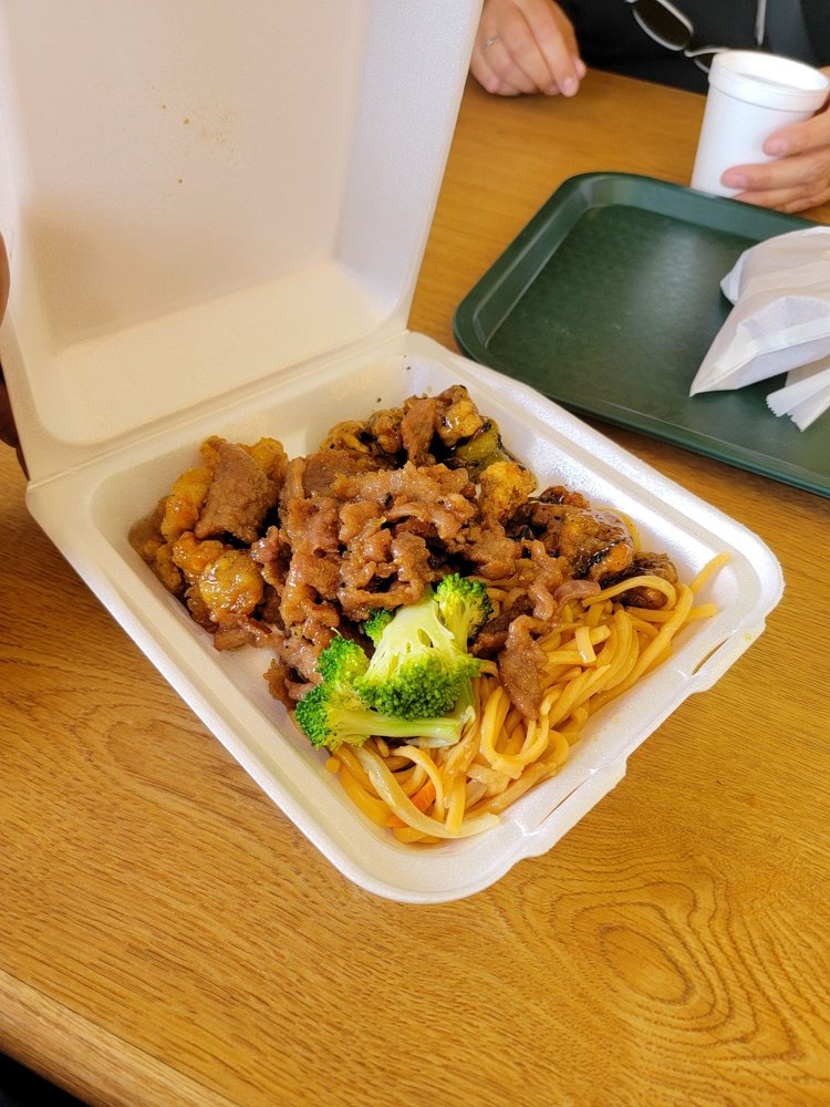 CHOPSTIX ORIENTAL FOOD TO GO Updated September 2024 38 Photos & 91 Reviews 238 N Guadalupe