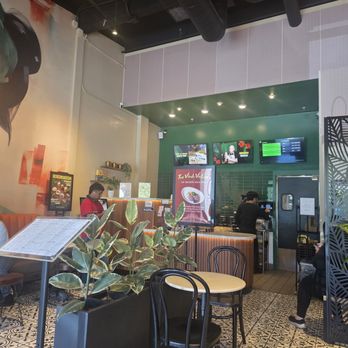 Co Ba Dessert Tea & Coffee - Inside vibe - Desserts Near Me - San Jose, California Co Ba Dessert Tea & Coffee - Inside vibe - Desserts Near Me - San Jose, California