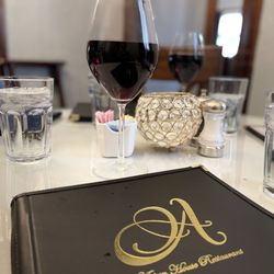 Aspen House Restaurant - At a glance