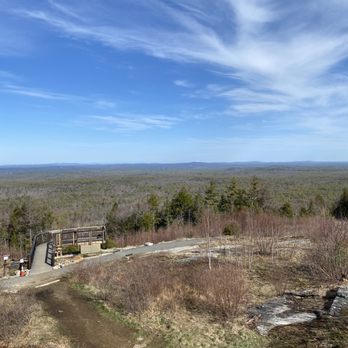 Mount Agamenticus Trail - Hiking Near Me - York, Maine