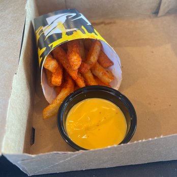 Taco Bell - I ate about three and had to throw the rest away. Cold, soggy, fail. - Fast Food Near Me - Dumas, Texas