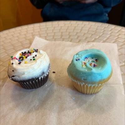 Sugar Sweet Sunshine Bakery by null