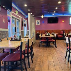 Saigon One - Cleanest restaurant in Modesto