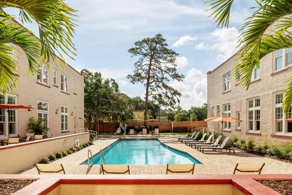 Fenway Hotel, Autograph Collection by null