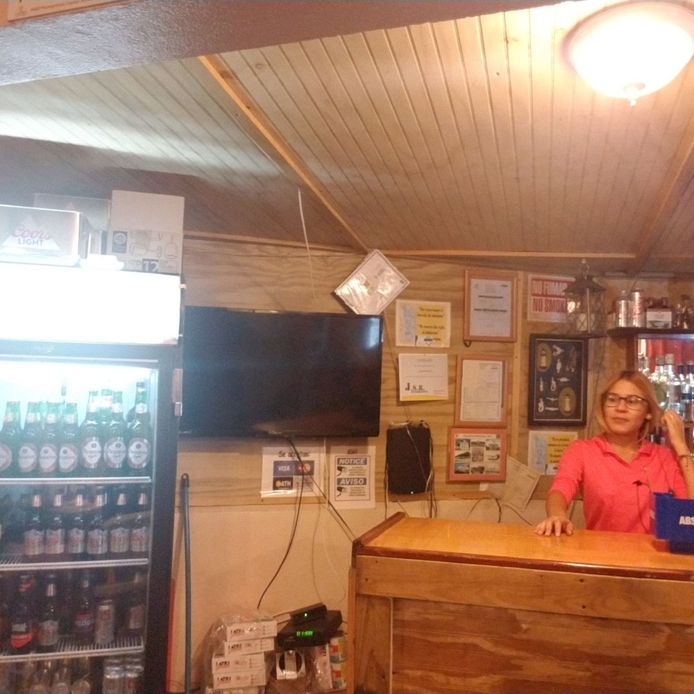 Tus Antojos - The bar area - Seafood Near Me - Salinas, Puerto Rico