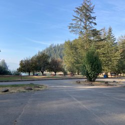 Sasquatch Provincial Park - Large the picnic area & parking with walking some paved paths