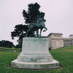 Jeanne D'Arc Statue