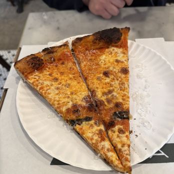 Cello’s Pizzeria - Vodka - Pizza Near Me - New York, New York Cello’s Pizzeria - Vodka - Pizza Near Me - New York, New York