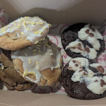 Cookie Fix - Cookie mix for children. Some are supposed to be ghosts. - Desserts Near Me - Madison County, Alabama