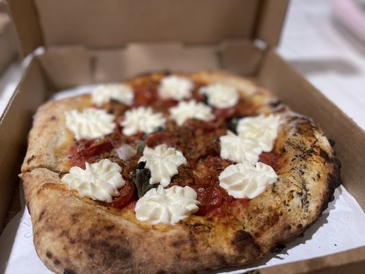 Yukon Pizza by null