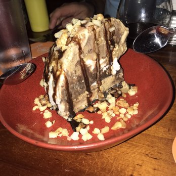 Maui Brewing - The ice cream pie - pure heaven - Brewpubs Near Me - Lahaina, Hawaii Maui Brewing - The ice cream pie - pure heaven - Brewpubs Near Me - Lahaina, Hawaii