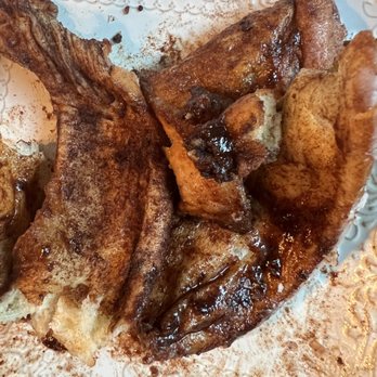 Old Fashioned Dough Company - The majority of the cinnamon roll was thick with cinnamon. It was bitter and gross. - Breakfast & Brunch Near Me - Branson West, Missouri