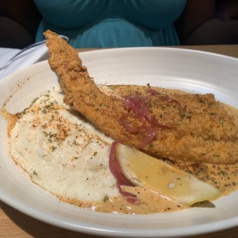Ms. Icey's Kitchen & Bar - Fish and grits - Bars Near Me - Decatur, Georgia