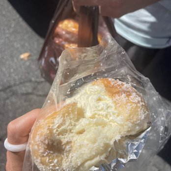 Kee Wah Bakery - Coconut cream bun - Bakeries Near Me - San Gabriel, California Kee Wah Bakery - Coconut cream bun - Bakeries Near Me - San Gabriel, California