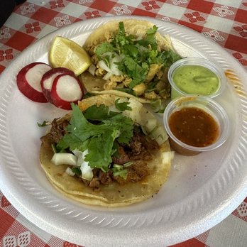 Tita's Pupuseria Lonchera - Tacos - Mexican Near Me - Buttonwillow, California Tita's Pupuseria Lonchera - Tacos - Mexican Near Me - Buttonwillow, California