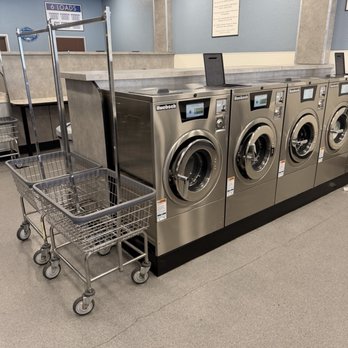 The Laundry Basket - New washers and baskets - Laundromat Near Me - San Diego, California The Laundry Basket - New washers and baskets - Laundromat Near Me - San Diego, California