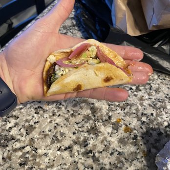 Q-BBQ - Worlds smallest 3 tacos w/ 2 sides - Barbeque Near Me - Oak Park, Illinois Q-BBQ - Worlds smallest 3 tacos w/ 2 sides - Barbeque Near Me - Oak Park, Illinois