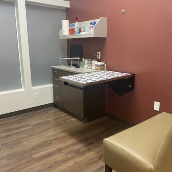 Mukilteo Veterinary Hospital - Veterinarians Near Me - Mukilteo, Washington Mukilteo Veterinary Hospital - Veterinarians Near Me - Mukilteo, Washington