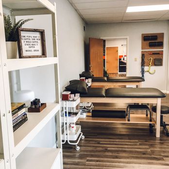 Dynamic Physical Therapy & Wellness - Check out our space located inside Adrenaline Sports &
Fitness - Physical Therapy Near Me - Liberty Township, Ohio Dynamic Physical Therapy & Wellness - Check out our space located inside Adrenaline Sports &
Fitness - Physical Therapy Near Me - Liberty Township, Ohio
