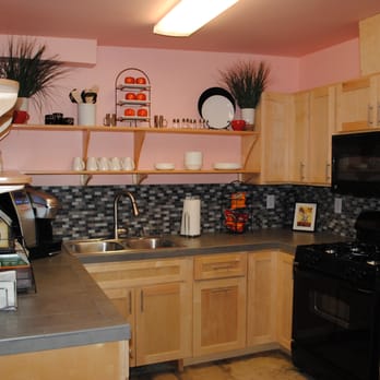 Redlands Executive Suites and Virtual Offices - Fully equiped kitchen - Shared Office Spaces Near Me - Redlands, California Redlands Executive Suites and Virtual Offices - Fully equiped kitchen - Shared Office Spaces Near Me - Redlands, California