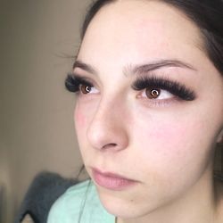 The Lash Lounge