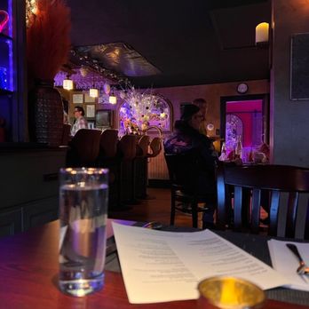 Butter - Interior - Burgers Near Me - Canadensis, Pennsylvania Butter - Interior - Burgers Near Me - Canadensis, Pennsylvania