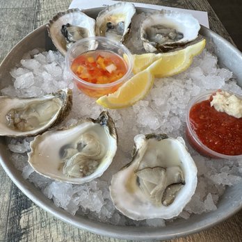 Sea Level Oyster Bar - Oysters - Seafood Near Me - Salem, Massachusetts Sea Level Oyster Bar - Oysters - Seafood Near Me - Salem, Massachusetts