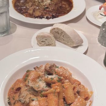 Ca'Bianca Ristorante Italiano - Italian Near Me - Santa Rosa, California