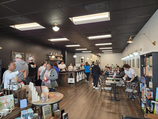 Daughters Coffee and Books by null