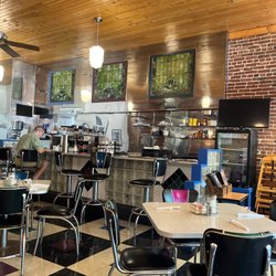 Corner Cafe - Corner Cafe
