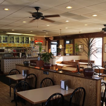Mickey's Gyros - the inside of a restaurant - Fast Food Near Me - Crest Hill, Illinois Mickey's Gyros - the inside of a restaurant - Fast Food Near Me - Crest Hill, Illinois