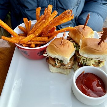 Trader Vic's - IG: @RealFangtasticEats - Hawaiian Near Me - Emeryville, California Trader Vic's - IG: @RealFangtasticEats - Hawaiian Near Me - Emeryville, California