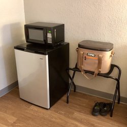 Economy Inn - Mini-fridge & microwave in the double king room.