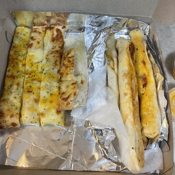 Bella Pizzeria - Bread sticks (not fresh) - Pizza Near Me - Noblesville, Indiana