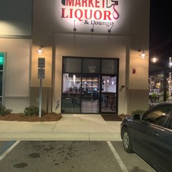 Market Liquor & Lounge - Lounge area