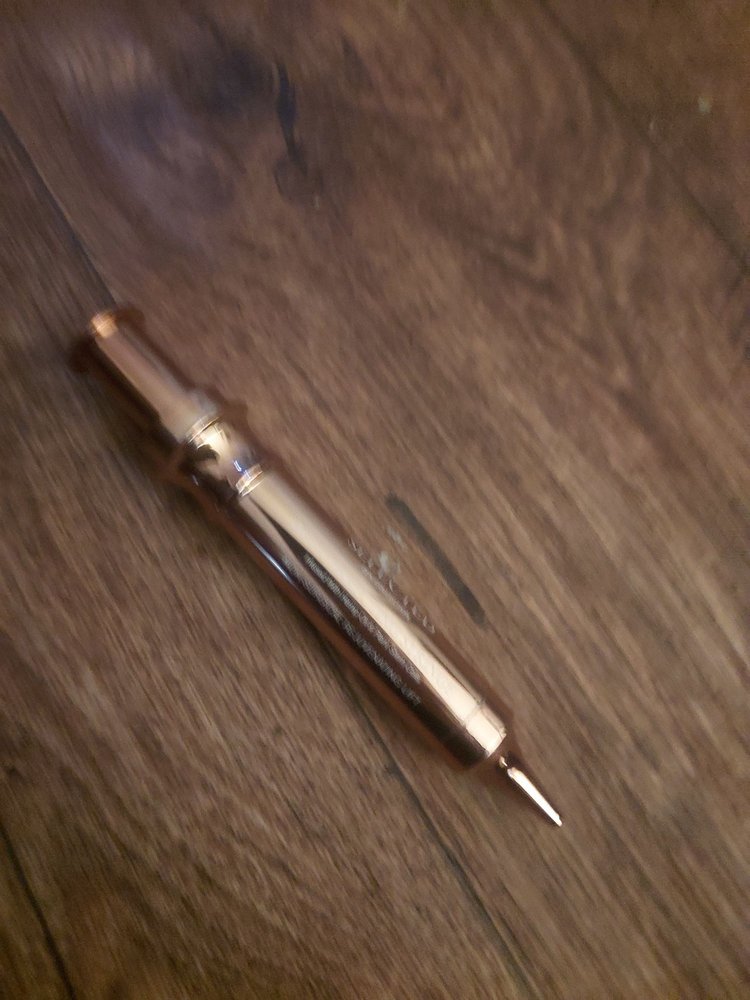 LOLA’S SOAPS Updated July 2024 293 Valley River Ctr, Eugene, Oregon