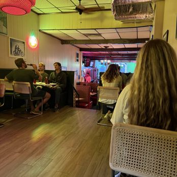 Stanley's - Inside - Sandwiches Near Me - Richmond, Virginia